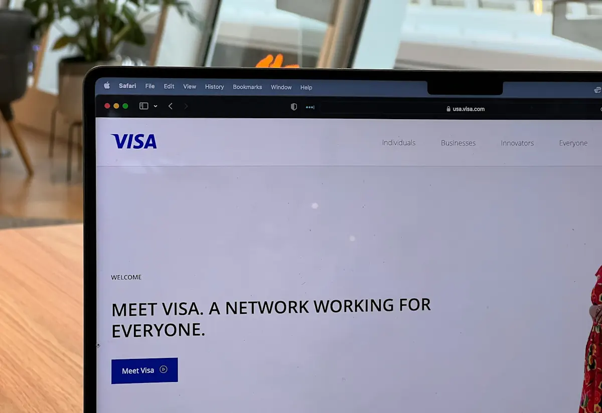 Visa Website Image Screenshot